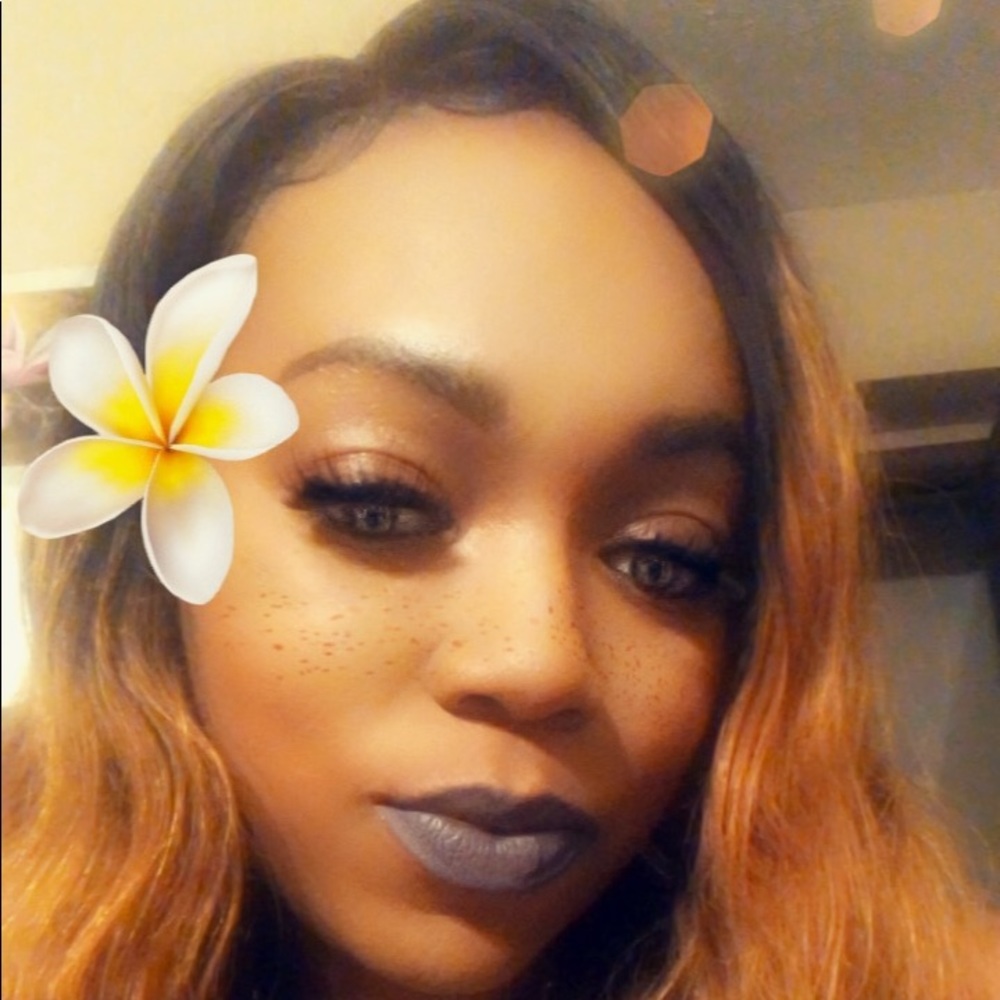 Meet your Posher, Shayla